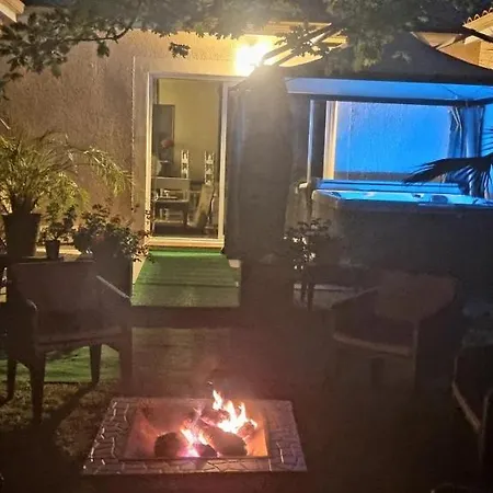 Villa Vahine Paradise Suites & Spas 3*