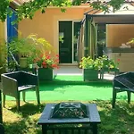 Villa Vahine Paradise Suites & Spas 3* Montauban