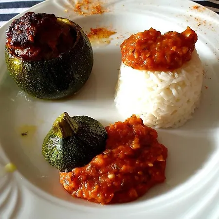 Villa Vahine Paradise Suites & Spas מלון 3*