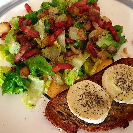 Villa Vahine Paradise Suites & Spas 3* מונטובן